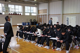 １・２年　進路学習会