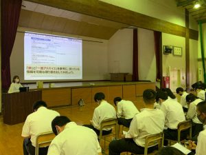 進路探究Week 1日目〈自分を知る✕学校を知る〉